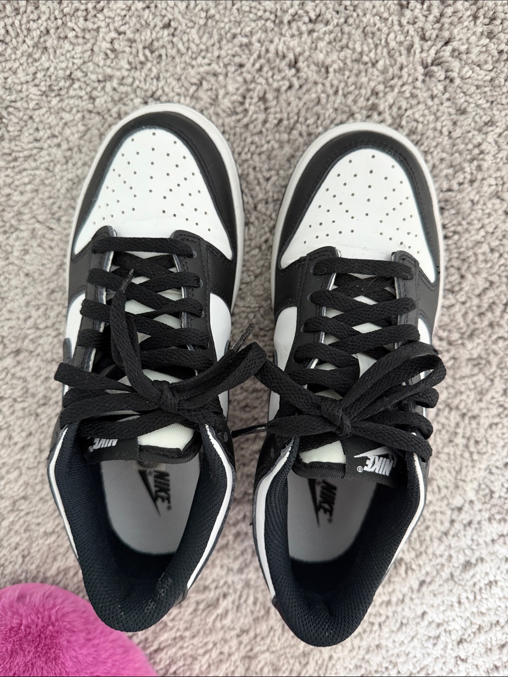 Nike Black and White Retro-Style Sneakers DUNKS